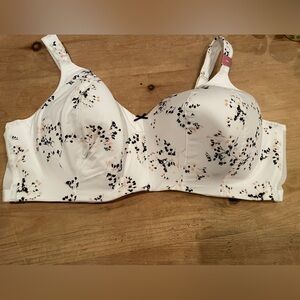 NWT Cacique Lane Bryant White floral lightly lined full coverage no wire bra 50D